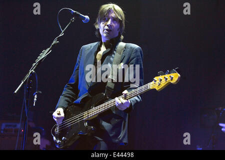 Del Amitri perform live at The SSE Hydro as part of the Celtic Connections music festival  Featuring: Justin Currie,Del Amitri Where: Glasgow, United Kingdom When: 24 Jan 2014 Stock Photo