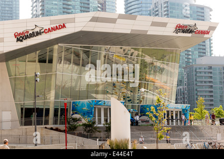 Ripley's Aquarium of Canada entrance, front view, tourists, visitors ...