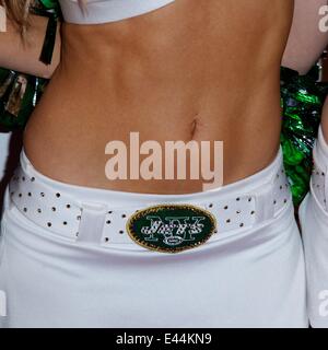 New york jets cheerleaders hi-res stock photography and images - Alamy