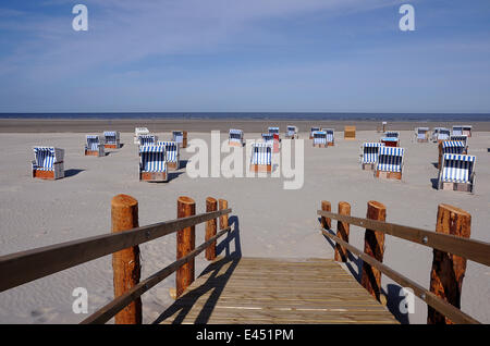 Beach chairs, building on stilts, Sankt Peter-Ording, Eiderstedt, North Frisia, Schleswig-Holstein, Germany Stock Photo