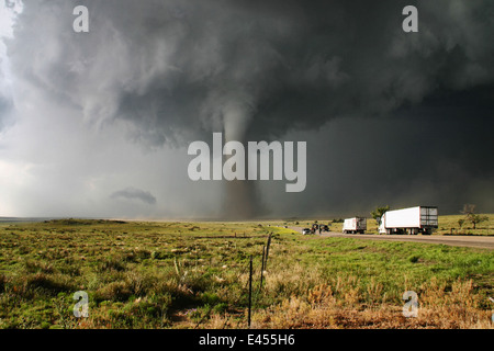 A classic supercell touches down over the Great Plains, Campo, Colorado, USA Stock Photo
