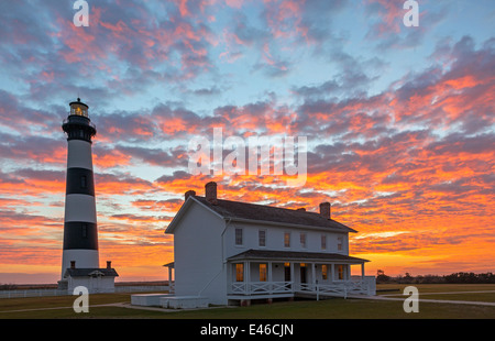 Cape Hatteras National Seashore, North Carolina: Sunrise at Bodie Island lighthouse (1872) on North Carolina's Outer Banks Stock Photo