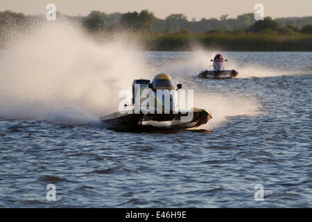 Thursday evenings Powerboat Racing Fixture at Oulton Broad, Suffolk, England, United Kingdom Stock Photo