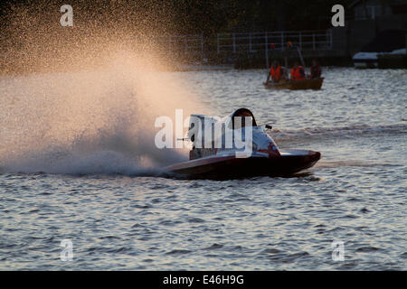 Thursday evenings Powerboat Racing Fixture at Oulton Broad, Suffolk, England, United Kingdom Stock Photo