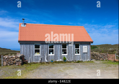 Croft Wools and Weavers workshop and shop near Applecross in the Highlands of SCOTLAND Stock Photo