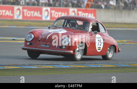 Porsche 356 - Le Mans, France, 5th June, 2014. Historic racing cars on track at the Le Mans Classic event in France. Credit:  Matthew Richardson/Alamy Live News Stock Photo