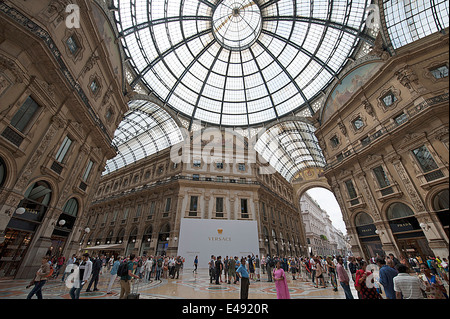 Die Galleria Vittorio Emanuele II (deutsch Viktor-Emanuel-Galerie) in Mailand , Kuppel, Stock Photo