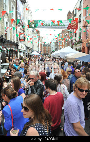 Frith Street, London, UK. 6th July 2014. Bar Italia celebrates its 65th birthday with Italian colours, scooters, food stalls and entertainment. Credit:  Matthew Chattle/Alamy Live News Stock Photo