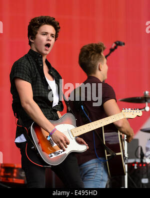 London, UK, 06/07/2014 : The Vamps play British Summertime Hyde Park. Persons Pictured: Bradley Simpson, Bradley Will Simpson. Picture by Julie Edwards Stock Photo