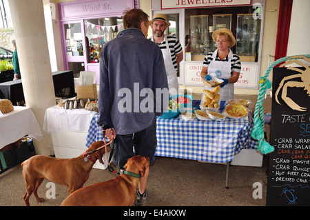 Totnes Good Food Sunday Market, Civic Hall Square, Totnes, South Ham District, Devon, England, United Kingdom Stock Photo