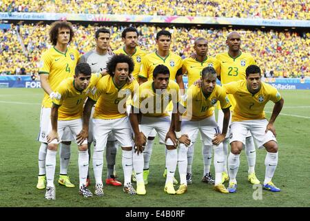 Fortaleza, Brazil. 4th July, 2014. Brazil team group line-up Football/Soccer : FIFA World Cup Brazil 2014 Quarter Final match between Brazil 2-1 Colombia at the Castelao arena in Fortaleza, Brazil . Credit:  AFLO/Alamy Live News Stock Photo