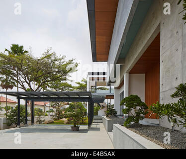 Peirce Hill Private House, Singapore, Singapore. Architect: Kay Ngee Tan Architects, 2014. Main entrance perspective with landsc Stock Photo