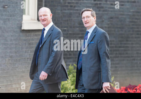 Downing Street, London, UK. 8th July 2014. UK government ministers attend 10 Downing Street in London for the weekly Cabinet Meeting. Pictured L-R: DAVID WILLETTS MP -  Minister of State for Universities and Science; Dominic Grieve QC MP - Attorney General. Credit:  Lee Thomas/Alamy Live News Stock Photo