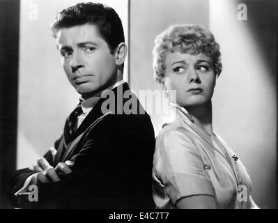 Farley Granger, Shelley Winters, on-set of the Film' 'Behave Yourself', 1951 Stock Photo