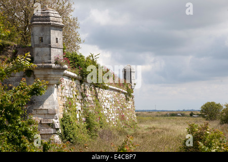 The ancient royal harbour of Brouage (France), sanded up nowadays. Brouage, ancien port royal fortifié, maintenant ensablé. Stock Photo