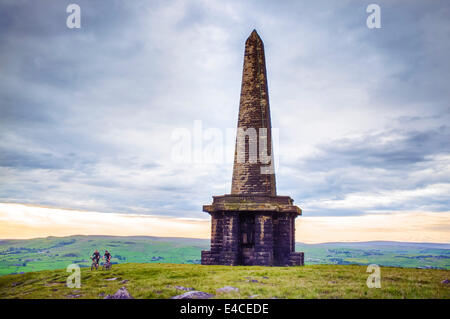 View of Stoodley Pike peace monument near Todmorden and Hebden Bridge Stock Photo