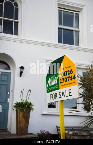 Cornwall. Roseland Peninsular. St Mawes . House for sale. Stock Photo