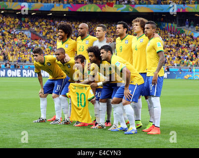 Estadio Mineirao, Belo Horizonte, Brazil. 08th July, 2014. FIFA World Cup 2014 semi-final soccer match between Brazil and Germany at Estadio Mineirao. Brasil team group photo Credit:  Action Plus Sports/Alamy Live News Stock Photo