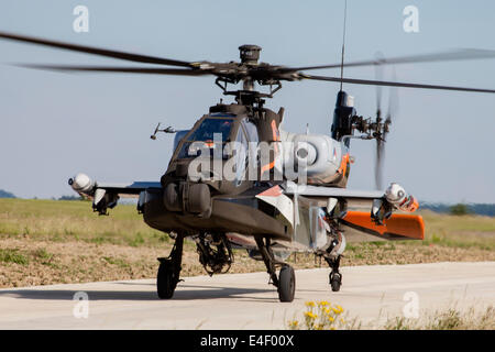 AH-64D Apache Longbow of the Royal Netherlands Air Force doing a demo, Phalsbourg, France. Stock Photo