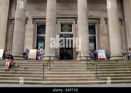 Entrance to Zizzi restaurant in Royal Exchange Square, Glasgow, Scotland, UK Stock Photo