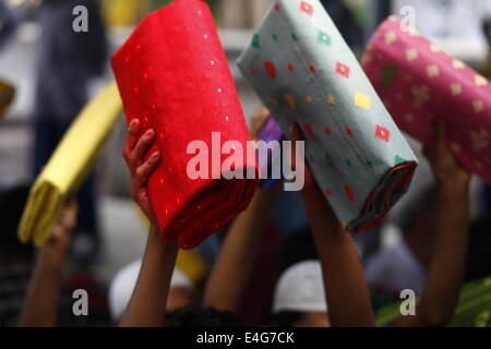 Jamdani Sharee's hole sale market. A sharee is the traditional garment worn by women in the Indian subcontinent. It is a long st Stock Photo