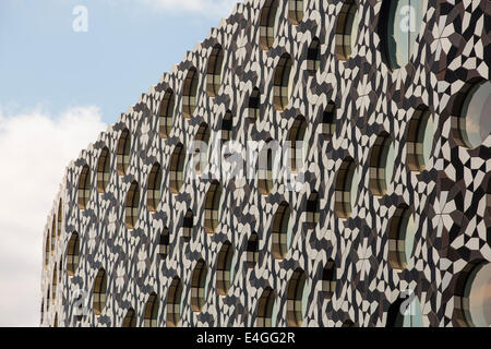The Ravensbourne, College of Design and Communication, near the O2 Arena in  Greenwich, London, UK. Stock Photo