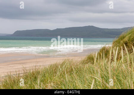 The Llyn Peninsula coastline at Porth Neigwl or Hell's Mouth, Llanengan, Gwynedd, North Wales, UK Stock Photo