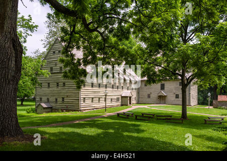 The Saron (Sisters' House) and Saal (Meeting House) at Ephrata Cloister, Lancaster County, Pennsylvania, USA Stock Photo