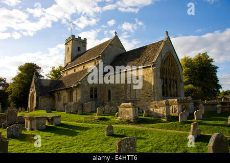 Swinbrook churchyard, Oxfordshire, England Stock Photo