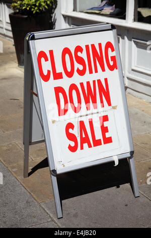 Closing down sign outside a shop during the recent recession Stock Photo