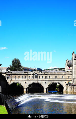 Pulteney Bridge across the River Avon in Bath, Somerset, England, UK, designed by Robert Adams and completed in 1773 Stock Photo