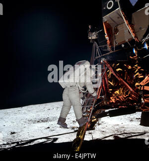 Buzz Aldrin descending ladder of Lunar Module during the Apollo 11 mission to the Moon Stock Photo