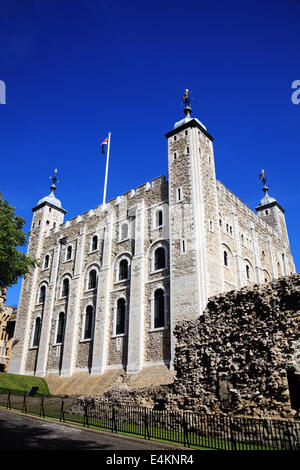 The Tower of London, England, UK, built by William The Conqueror in 1078 and is a Norman fortress and former royal palace Stock Photo