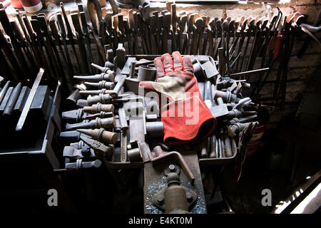 Inside Blacksmiths workshop. Stoke Bruerne, Northamptonshire, England Stock Photo