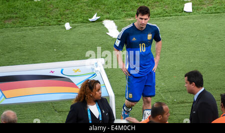 Rio de Janeiro, Brazil. 13th July, 2014. Lionel Messi of Argentina reacts after the FIFA World Cup 2014 final soccer match between Germany and Argentina at the Estadio do Maracana in Rio de Janeiro, Brazil, 13 July 2014. Photo: Thomas Eisenhuth/dpa/Alamy Live News Stock Photo