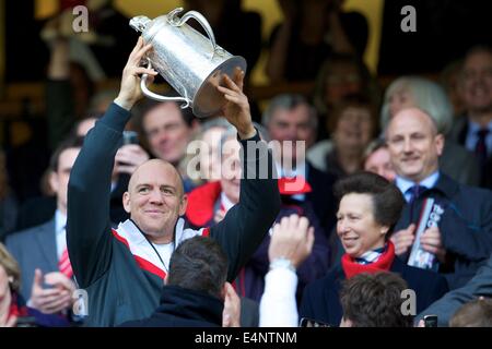 13.03.2011. RBS Six Nations Rugby. England captain Mike Tindall receives the Calcutta cup from soon to be mother-in-law the Princess Royal.  England 22 Scotland 16. Stock Photo