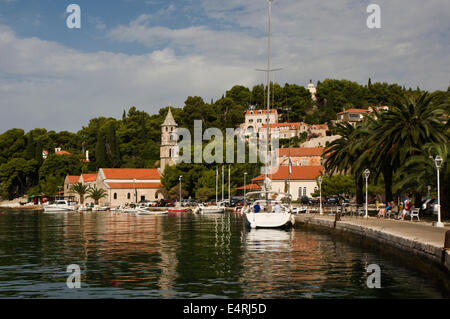 EUROPE, Croatia, Dalmatia, Cavtat, scenic view of boats in the harbour Stock Photo