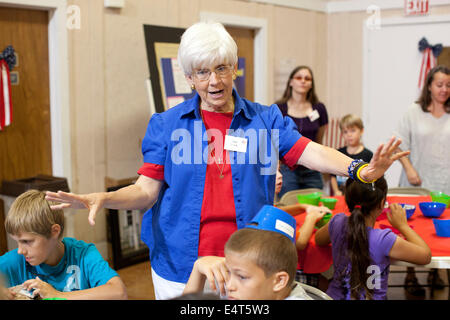 Central Texas Tea Party volunteers lead children in a one-week 'Vacation Liberty School' conservative education camp Stock Photo