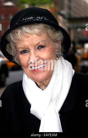 July 17, 2014 - Legendary Broadway actress and singer ELAINE STRITCH has died, she was 89. Though the five-time Tony nominee is perhaps best known for her stage presence (Bus Stop, Sail Away, Company), her TV and film resume was also impressive. From 2008-2013, she was nominated for an Outstanding Guest Actress in a Comedy Series Primetime Emmy for her role as Colleen Donaghy, the mother of character Jack Donaghy on '30 Rock.' In 1993, she won an Emmy for Outstanding Guest Actress in a Drama Series for Law & Order. Pictured - Apr. 13, 2010 - New York, New York, U.S. - Elaine Stritch at the 25t Stock Photo