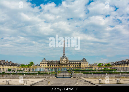 Hotel des Invalides was founded in 1671 by Louis XIV, the Sun King. He wanted to provide accommodation for disabled and impoveri Stock Photo