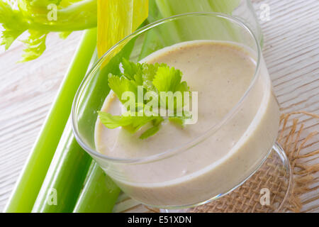 celery dippen Stock Photo