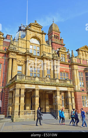 Royal Leamington Spa Town Hall, The Parade, Royal Leamington Spa, Warwickshire, England, United Kingdom Stock Photo