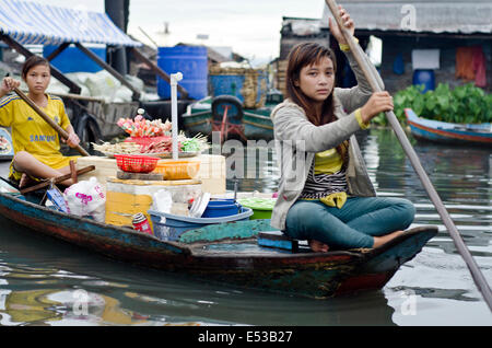 Kampong Luang, Tonle Sap floating village Stock Photo