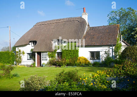 Pretty detached country cottage and garden Cherhill, near Calne Wiltshire, England Stock Photo