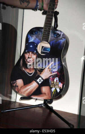 New York, NY, USA. 18th July, 2014. Musician Bret Michaels attends the Bret Michaels guitar donation at Hard Rock Cafe New York on July 18, 2014 in New York City Credit:  dpa picture alliance/Alamy Live News Stock Photo