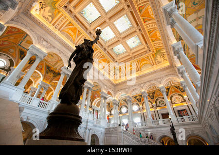 WASHINGTON D.C. - MAY 23 2014: The Library of Congress is the nation's oldest federal cultural institution and serves as the res Stock Photo