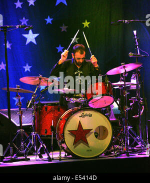 Los Angeles, California, USA. 19th July, 2014. Musician - RINGO STARR and his All Starr Band, at The Greek Theater, Los Angeles, CA, USA, July 19, 2014 Credit:  Scott Mitchell/ZUMA Wire/Alamy Live News Stock Photo