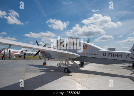 Grob G-520T (D-FHHH) Aircraft Pictures & Photos 