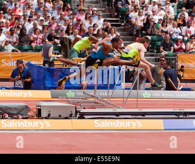 Competitors in the Mens 110m Hurdles  B race at the Sainsbury's Anniversary Games, Horse Guards Parade Siunday 20th June 2014.  Andy Turner (Great Britain), went on to win the race in  a time of 13.49s Stock Photo