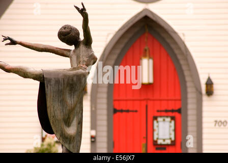 Ballerina central park corvallis oregon hi-res stock photography and images  - Alamy